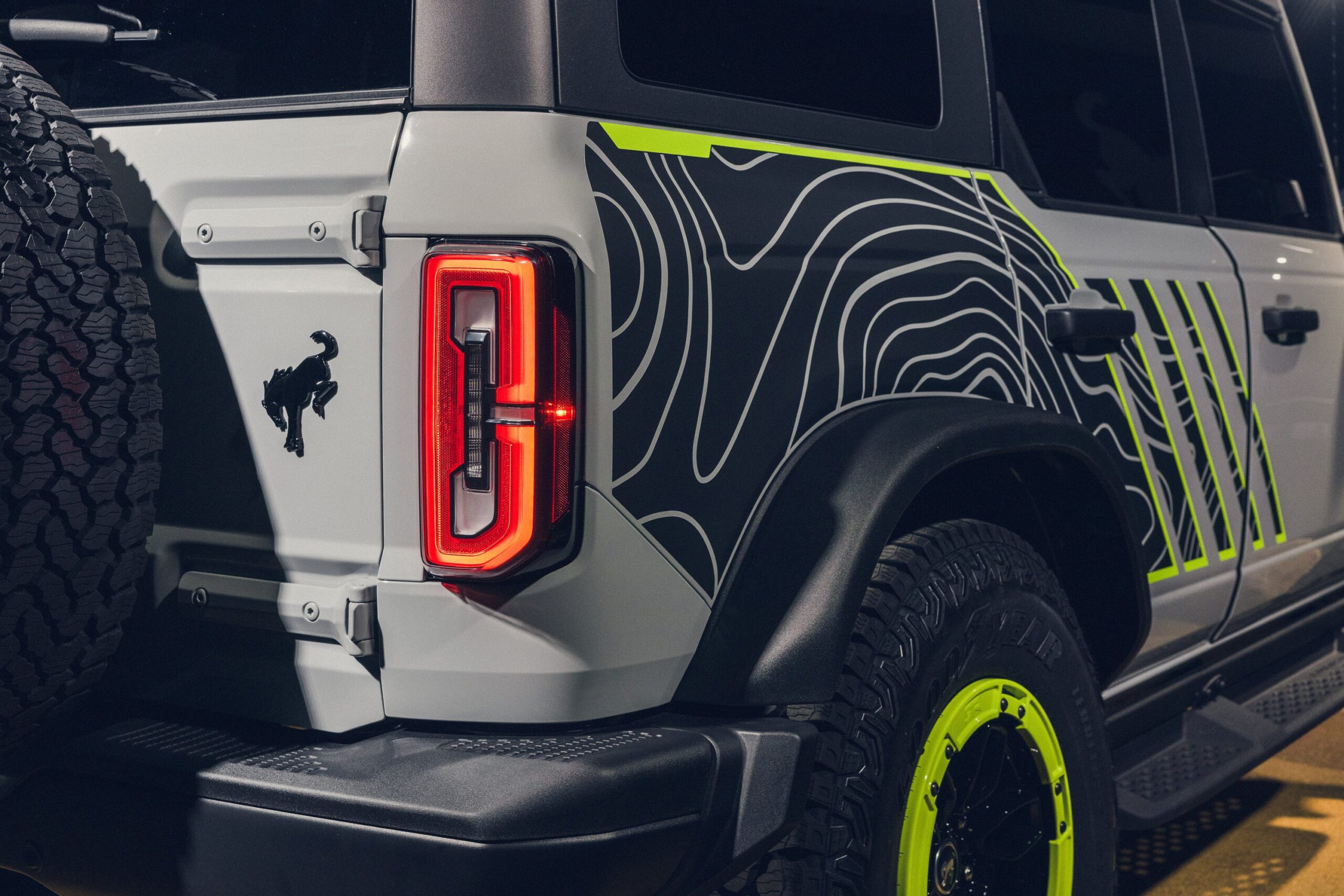 Ford Bronco Hybrid